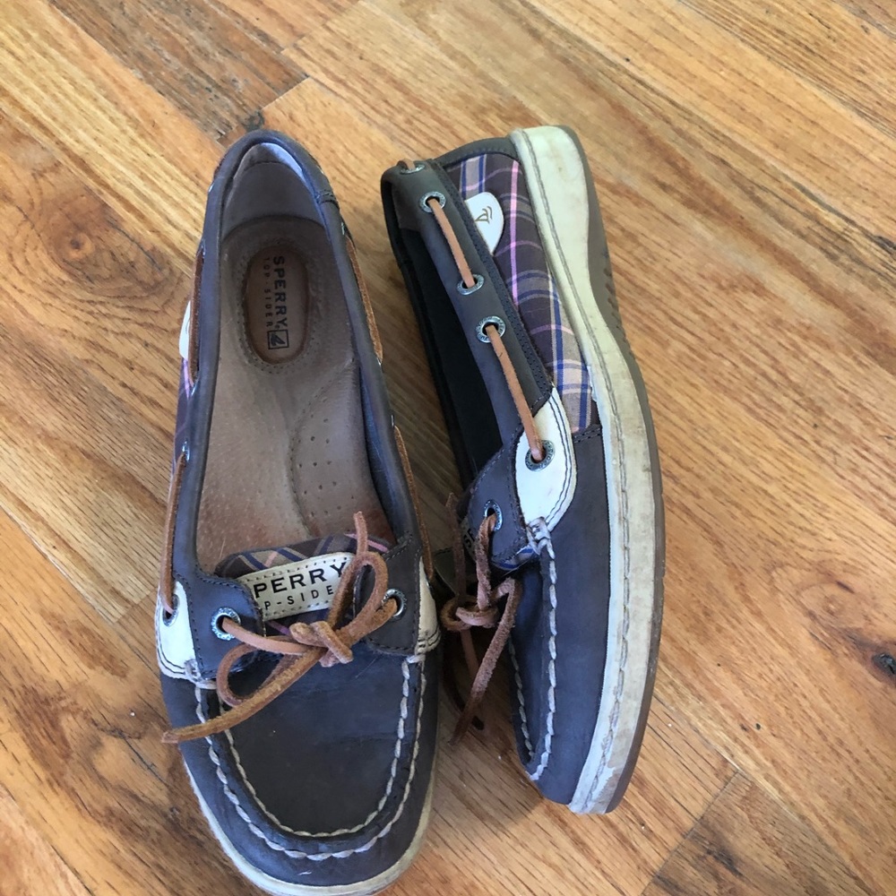 Sperry blue and plaid topsides Womens 7.5